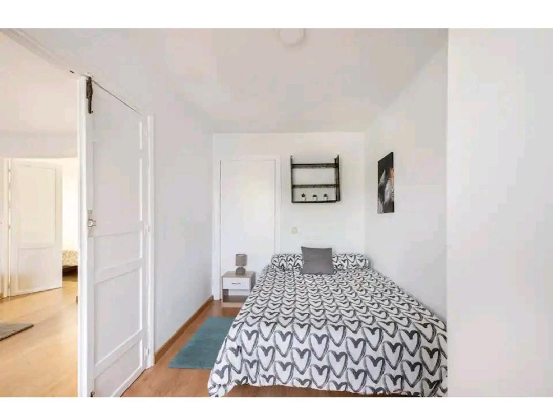 Apartamento En El Centro De Madrid Luaran gambar