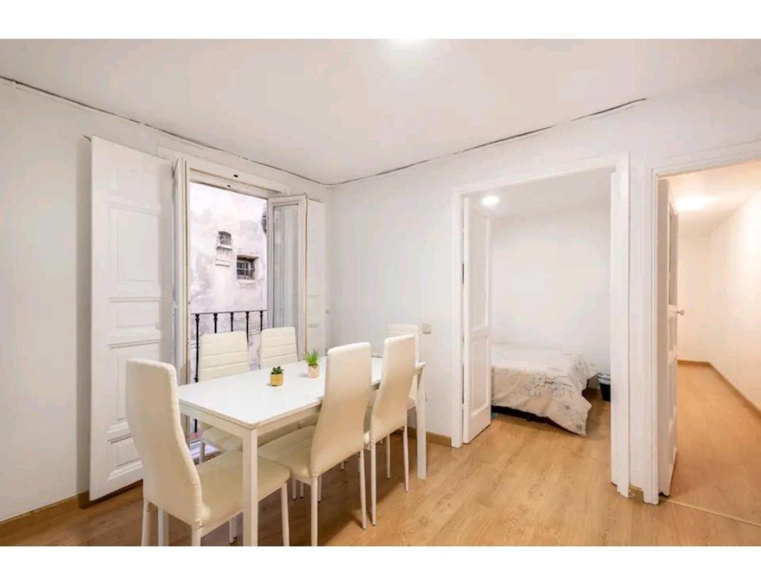 Apartamento En El Centro De Madrid Luaran gambar