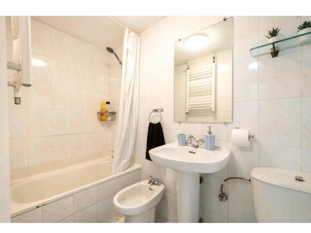 Apartamento En El Centro De Madrid Luaran gambar